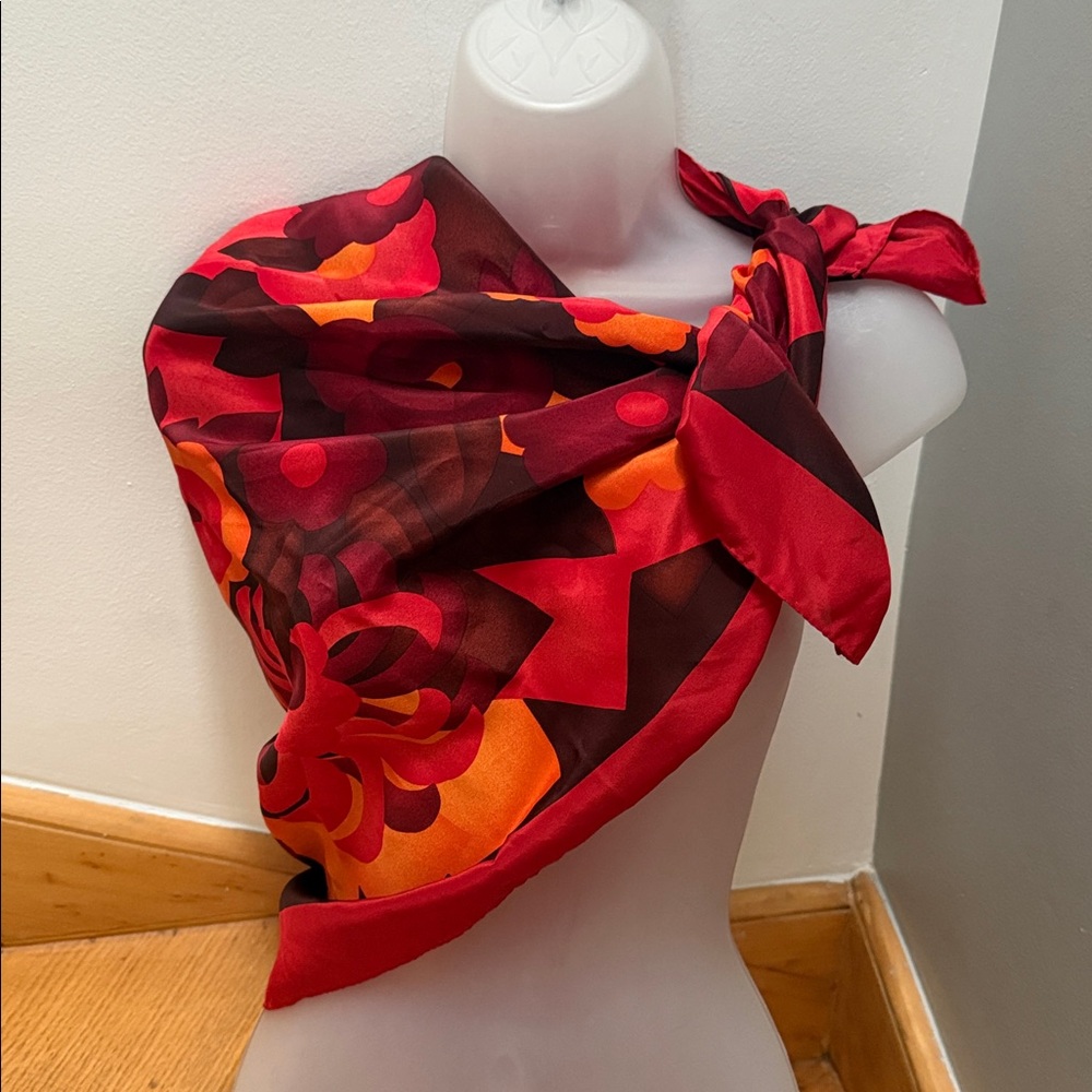 VTG Caroline Charles London 100% Silk Scarf England made. Floral Red Stunning